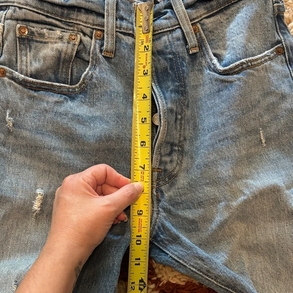 Levi's Women's Skinny Jeans in Faded Blue - Picture 7 of 8